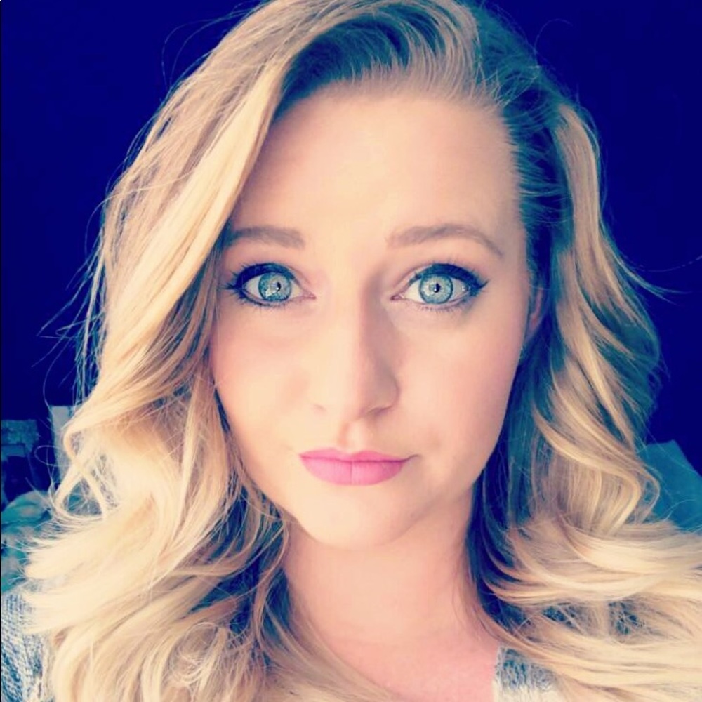 Meet your Posher, Sasha